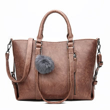 Load image into Gallery viewer, LEFTSIDE Luxury Handbags For Women Designer Shoulder Bags Female Vintage Crossbody Bag Ladies Big Purses and Handbags
