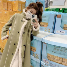 Load image into Gallery viewer, Lamb Fur Coat For Women&#39;s Winter Thickened Women&#39;s Winter Jacket Fur Coat Women Women&#39;s Winter Fur Coat Plush Jacket
