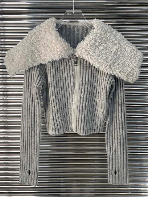 New Women's Plush Neck Striped Knitted Cardigan 2023 Autumn Fashion Turn-down Collar Long Sleeves Sweaters