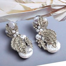 Load image into Gallery viewer, Fashion exaggerated pearl jewelry earrings
