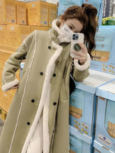 Load image into Gallery viewer, Lamb Fur Coat For Women&#39;s Winter Thickened Women&#39;s Winter Jacket Fur Coat Women Women&#39;s Winter Fur Coat Plush Jacket
