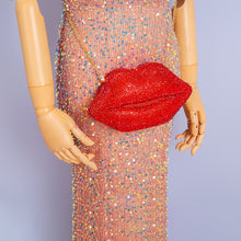 Load image into Gallery viewer, Mouth Shaped Rhinestone Crystal Ladies Chain Handbag
