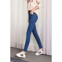 Load image into Gallery viewer, Casual 6XL Elastic Waist Jeans Woman Plus Size High Waist Solid Autumn Winter Denim Cotton Elasticity Denim Pants
