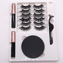 Load image into Gallery viewer, Eight Pairs Of Magnet False Eyelashes With Round Box Mirror
