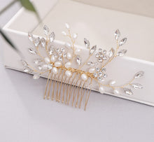 Load image into Gallery viewer, Pearl hair comb headdress Hand-woven crystal comb hair accessories
