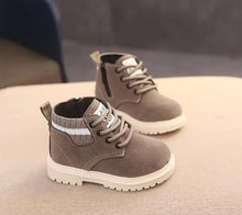 Load image into Gallery viewer, Fashion Children Casual Shoes Baby Boys Girls Martin Boots Kids Running Shoes Kids Brand Sport White Shoes Child Shell Sneakers
