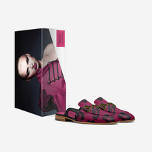 Load image into Gallery viewer, R_RH unique rich magenta slipper design
